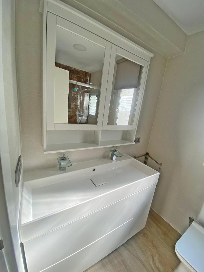 Ferienwohnung Barrio De Santa Cruz, La Juderia. Zona Inmejorable Sevilla Exterior foto